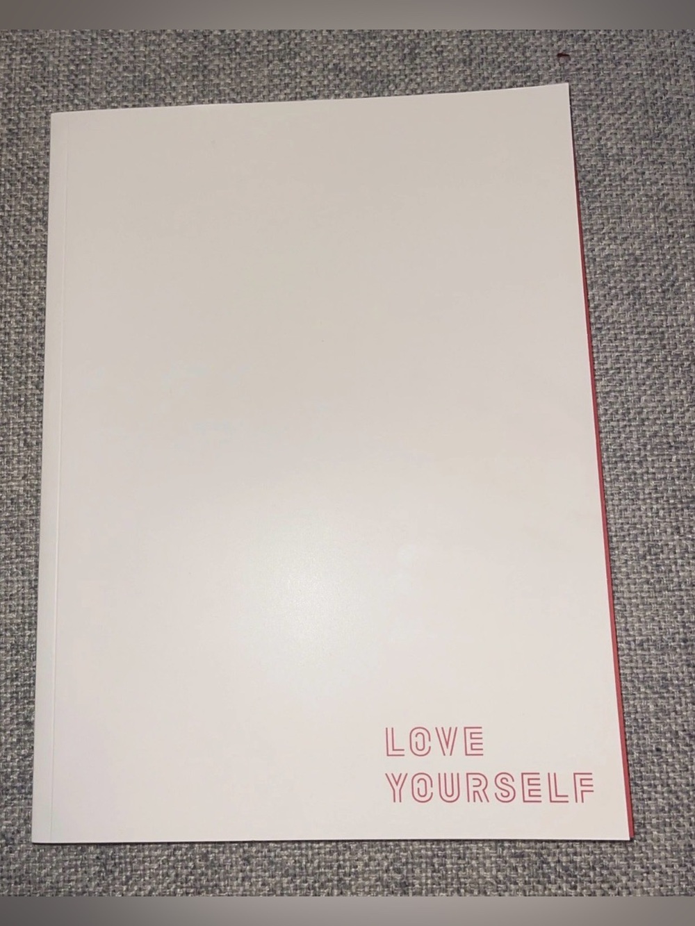 BTS World Tour LOVE YOURSELF Official Program Photo-book/ like new, rare/